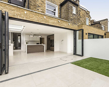 27 Kimberley road